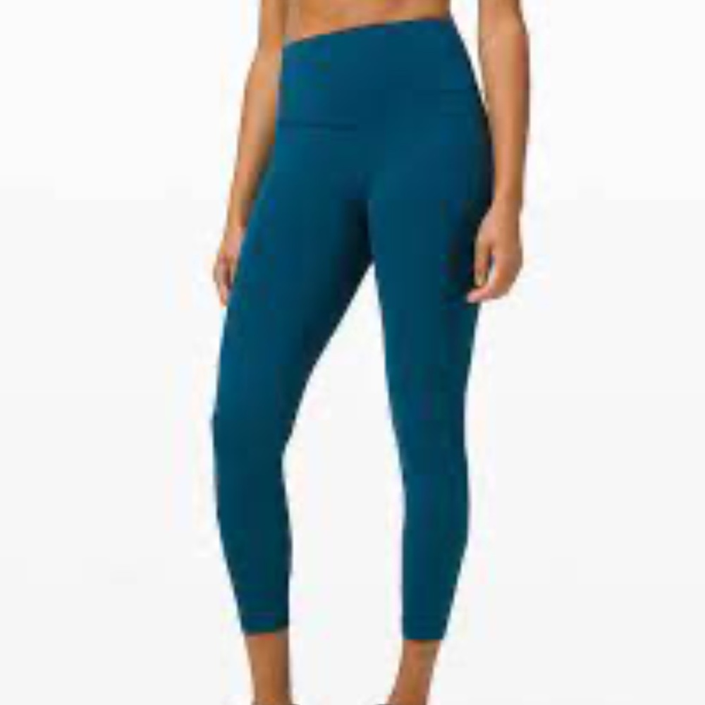 Lululemon All the right places High rise crop 23" Size 10